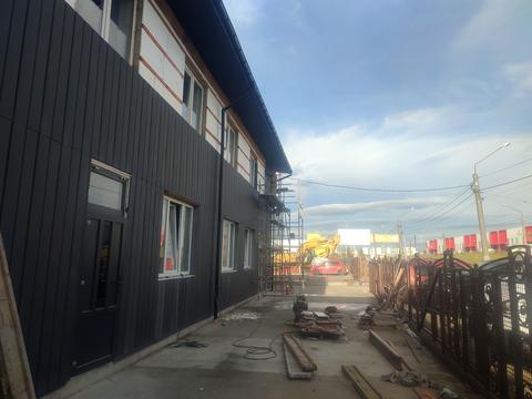 комерційна за адресою Дорожна, 61