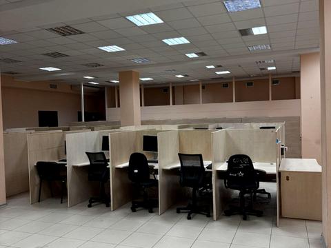 комерційна за адресою Колективна вул., 10