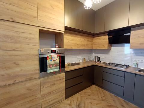 квартира за адресою Шептицького вул., 186