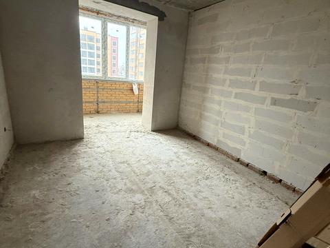 квартира за адресою Франка Івана, 8