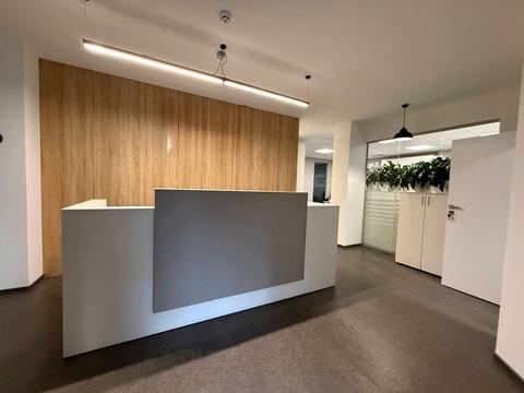 комерційна за адресою Сім'ї Прахових вул. (Гайдара), 50