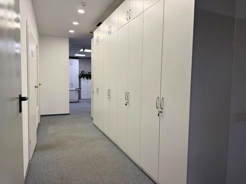 комерційна за адресою Сім'ї Прахових вул. (Гайдара), 50