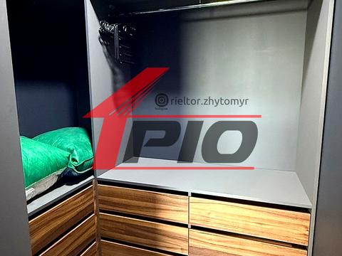 квартира за адресою Миру просп., 1