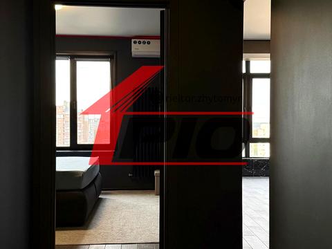 квартира за адресою Миру просп., 1