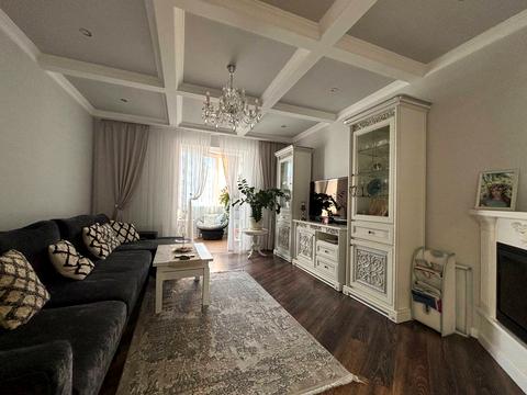 квартира по адресу Князей Кориатовичей ул., 114