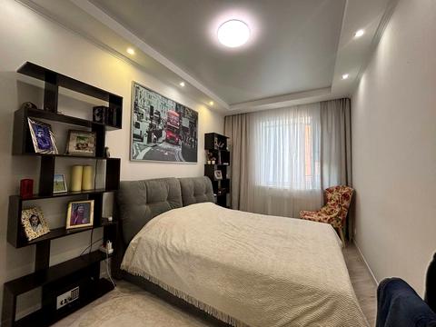 квартира по адресу Князей Кориатовичей ул., 114