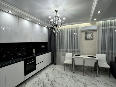 квартира за адресою Академіка Сахарова вул., 3