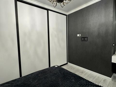 квартира за адресою Академіка Сахарова вул., 3