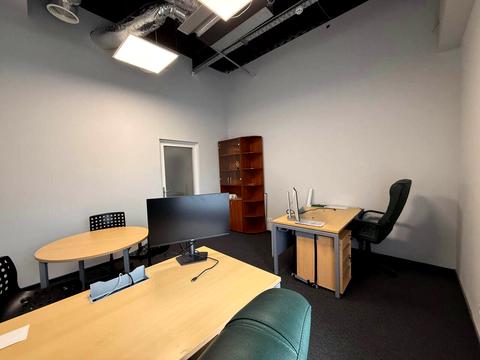 комерційна за адресою Сім'ї Прахових вул. (Гайдара), 50