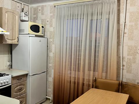 квартира за адресою Академіка Сахарова вул., 44