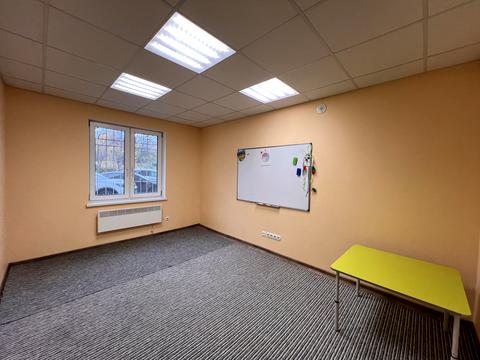 комерційна за адресою Європейського Союзу просп. (Правди), 5-Б