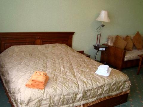 комерційна за адресою Бориславська вул., 21