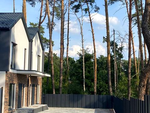 дом по адресу Семьи Красовских ул. (Пролетарська)