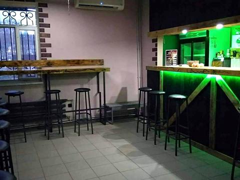 дом по адресу пгт. Яворницкое (Илларионово), Янтарна