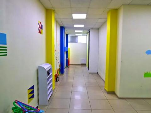 комерційна за адресою Дніпро, Героїв просп., 30