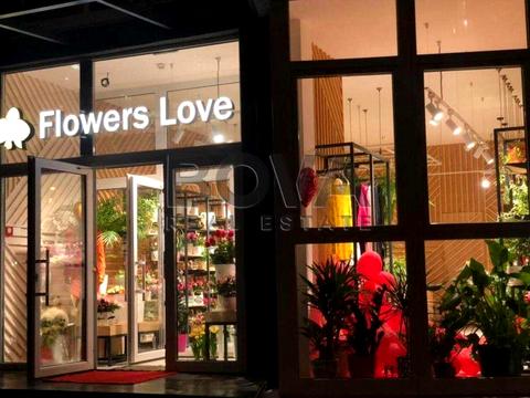 комерційна за адресою Драгоманова вул., 2-А