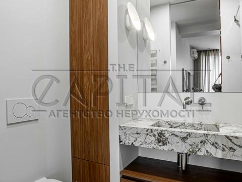 квартира за адресою Регенераторна вул., 4к2