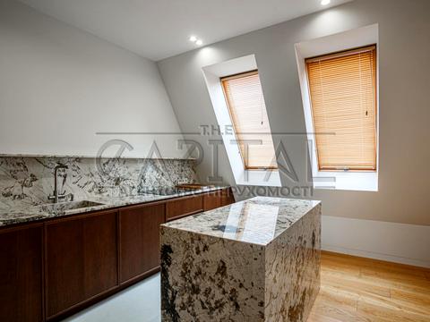 квартира за адресою Регенераторна вул., 4к2