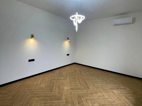 дом по адресу успішна