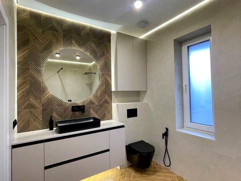 дом по адресу успішна