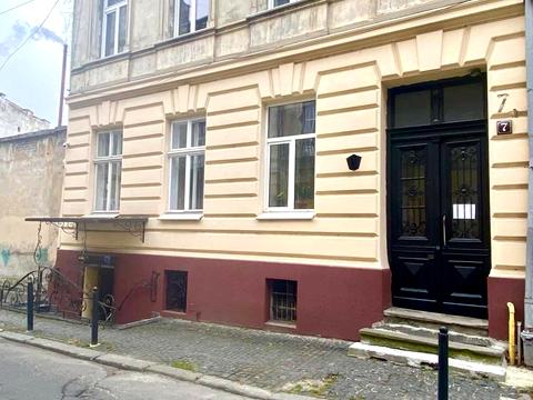 коммерческая по адресу Ирины Калинец ул. (Брюллова), 7