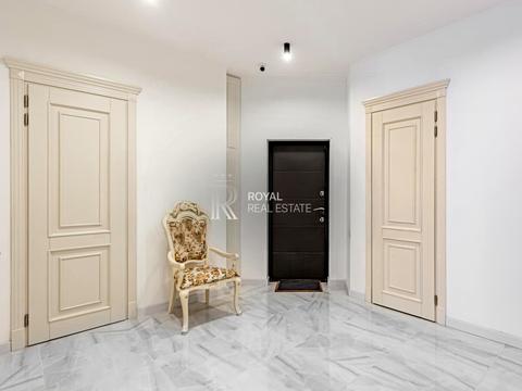 квартира за адресою Андрія Верхогляда вул. (Михайла Драгомирова), 14-А