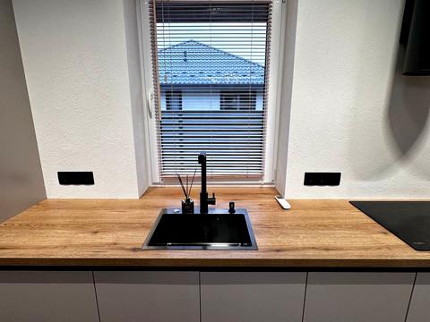 дом по адресу успішна