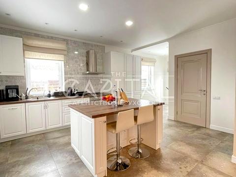 будинок за адресою Центральна вул.