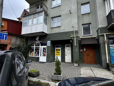 коммерческая по адресу Степана Бандеры ул., 37