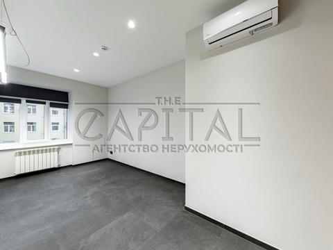 комерційна за адресою Євгена Гуцала пров. (Кутузова), 3