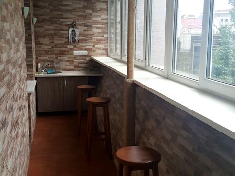 комерційна за адресою Велика Васильківська вул. (Червоноармійська), 54