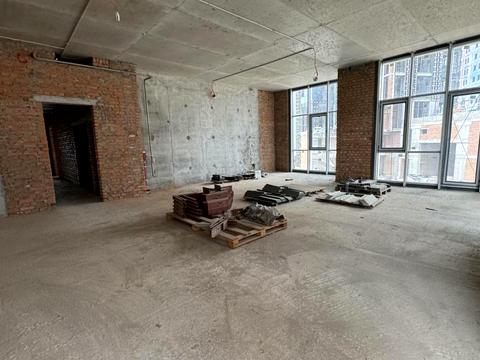 коммерческая по адресу Андрея Верхогляда ул. (Михайла Драгомирова), 4