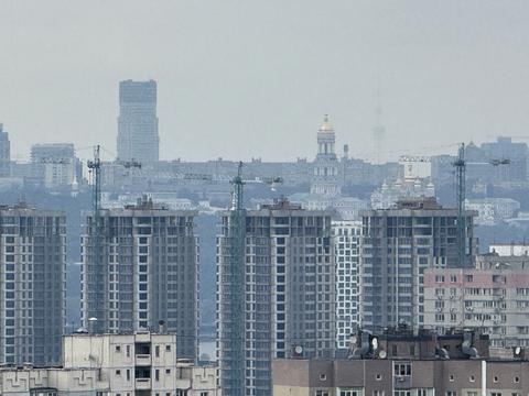 квартира за адресою Анни Ахматової вул., 13