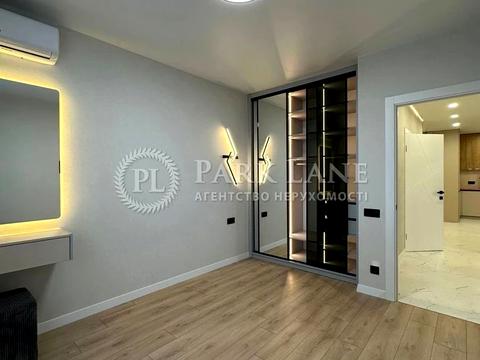 квартира за адресою Родини Крістерів вул., 14-Б