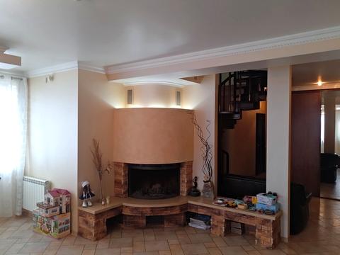 квартира за адресою Анни Ахматової вул., 13