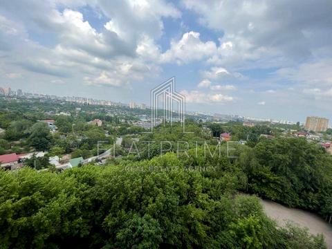 квартира за адресою Київ, Ічкерська вул. (Грозненська), 18