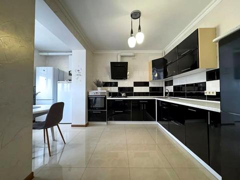 квартира по адресу Александра Довженко ул., 61