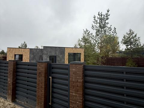 будинок за адресою Кленова