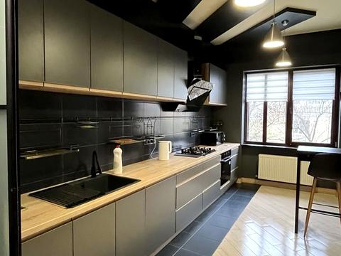 будинок за адресою с. Погреби, Соборна