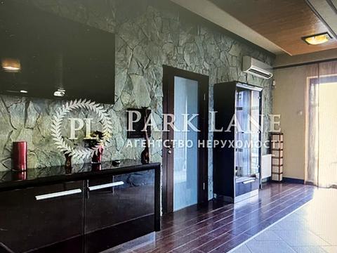 будинок за адресою с. Погреби, Соборна