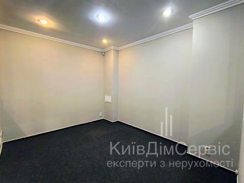 комерційна за адресою Рейтарська вул., 31/16