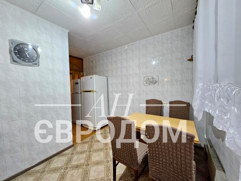 квартира за адресою Нескорених вул. (Героїв Праці), 2/48