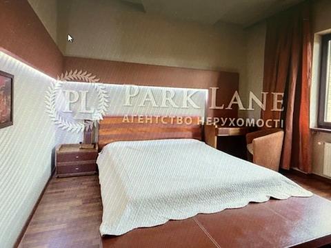 будинок за адресою с. Погреби, Соборна