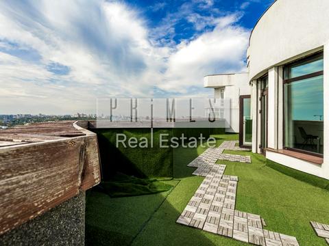 коммерческая по адресу Андрея Верхогляда ул. (Михайла Драгомирова), 2-А