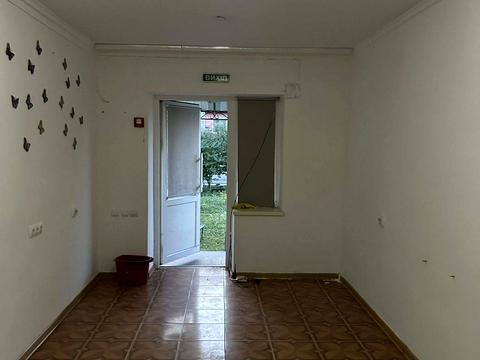 комерційна за адресою Київська вул. (107-ї Кременецької Дивізії), 6