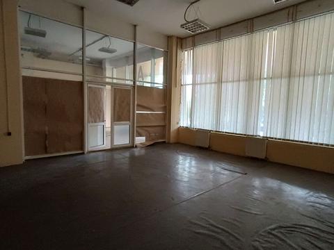 комерційна за адресою Харківське шосе, 19