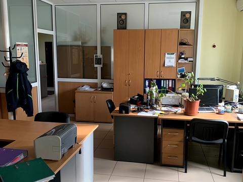 комерційна за адресою Миколи Закревського вул., 93-А