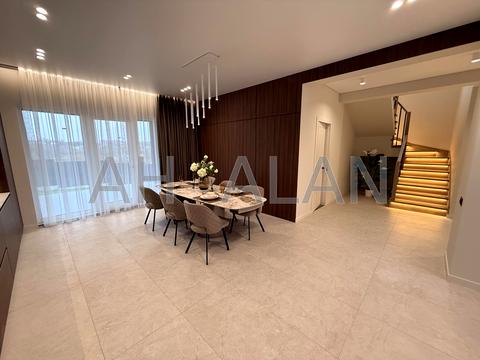 будинок за адресою Захрестова вул., 1