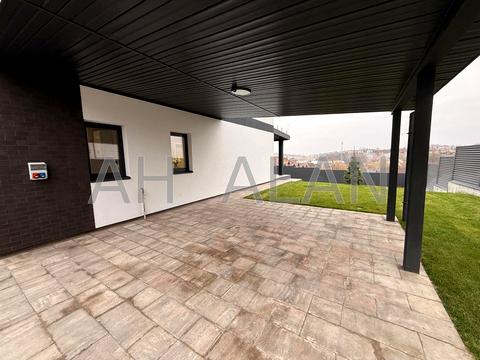 будинок за адресою Захрестова вул., 1