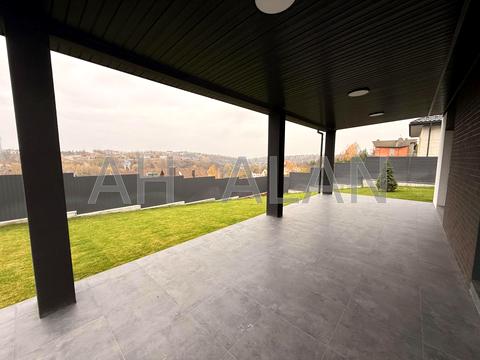 будинок за адресою Захрестова вул., 1